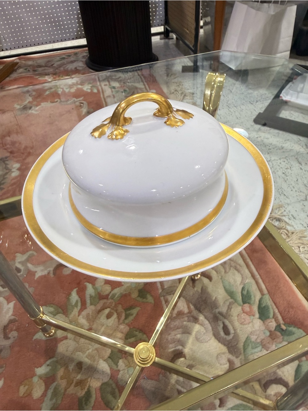 Limoges Wm Guerin & Co GUE79 7in Covered  Butter Dish Gold Trim